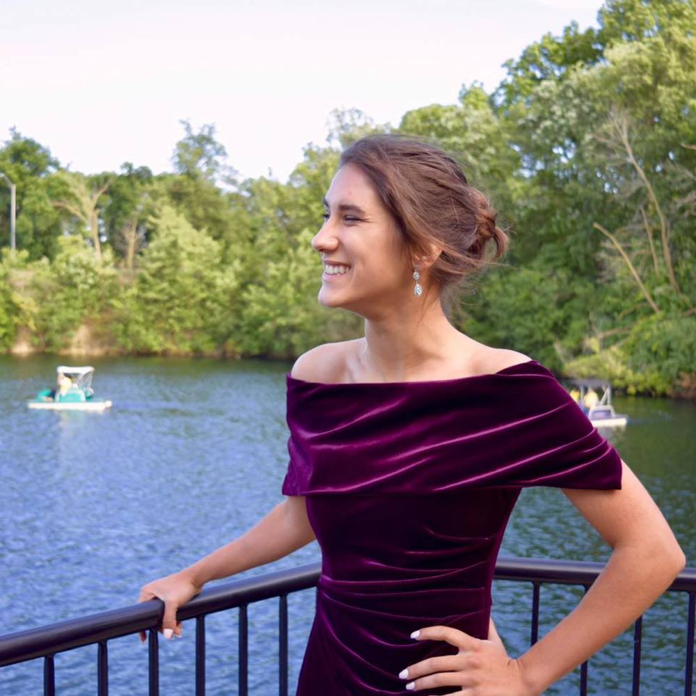 Meet your Posher, Julia